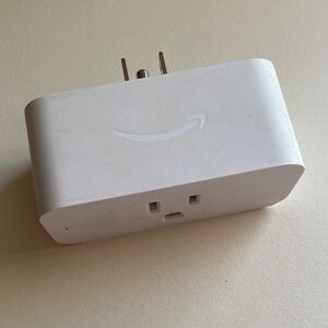 🌻Amazon Smart Plug in White
